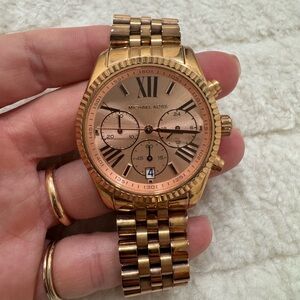 Michael Kors Rosegold watch